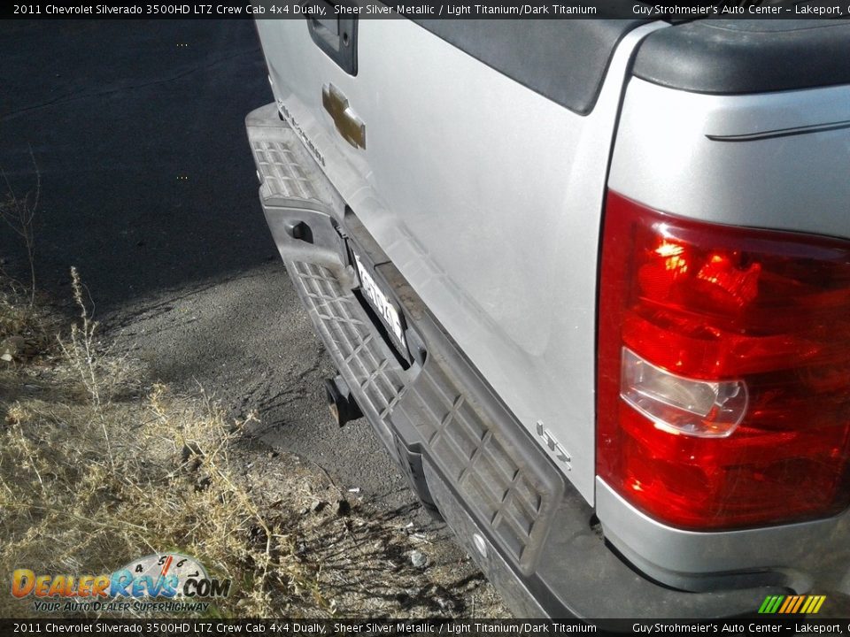 2011 Chevrolet Silverado 3500HD LTZ Crew Cab 4x4 Dually Sheer Silver Metallic / Light Titanium/Dark Titanium Photo #5