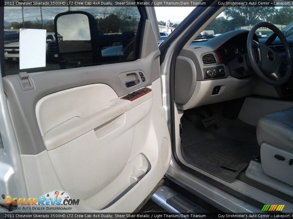 2011 Chevrolet Silverado 3500HD LTZ Crew Cab 4x4 Dually Sheer Silver Metallic / Light Titanium/Dark Titanium Photo #13