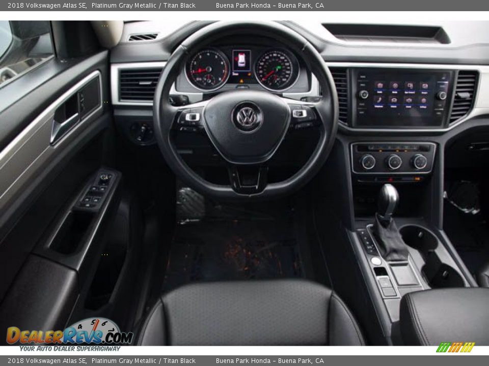 2018 Volkswagen Atlas SE Platinum Gray Metallic / Titan Black Photo #5