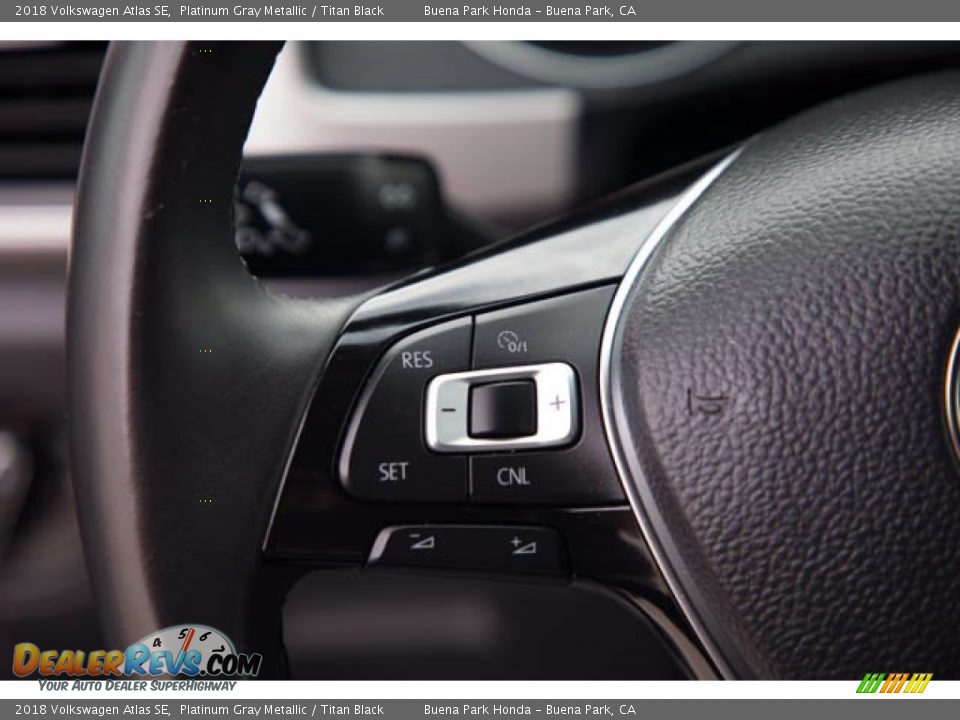 2018 Volkswagen Atlas SE Steering Wheel Photo #15