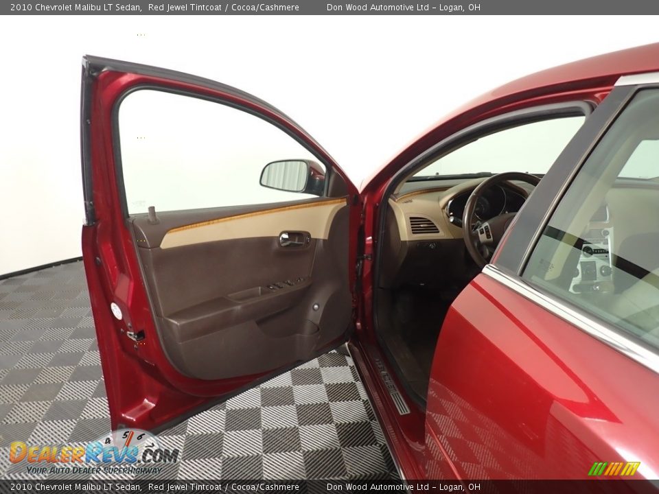 2010 Chevrolet Malibu LT Sedan Red Jewel Tintcoat / Cocoa/Cashmere Photo #28