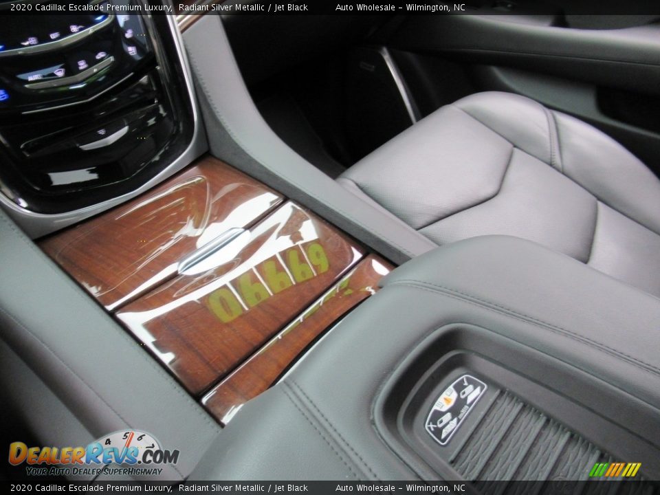 2020 Cadillac Escalade Premium Luxury Radiant Silver Metallic / Jet Black Photo #19