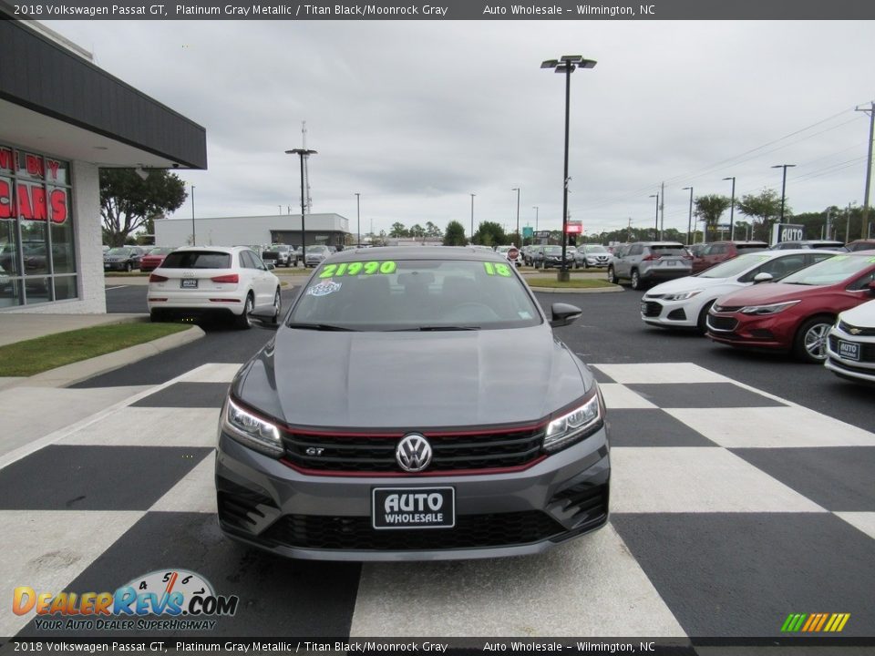 2018 Volkswagen Passat GT Platinum Gray Metallic / Titan Black/Moonrock Gray Photo #2