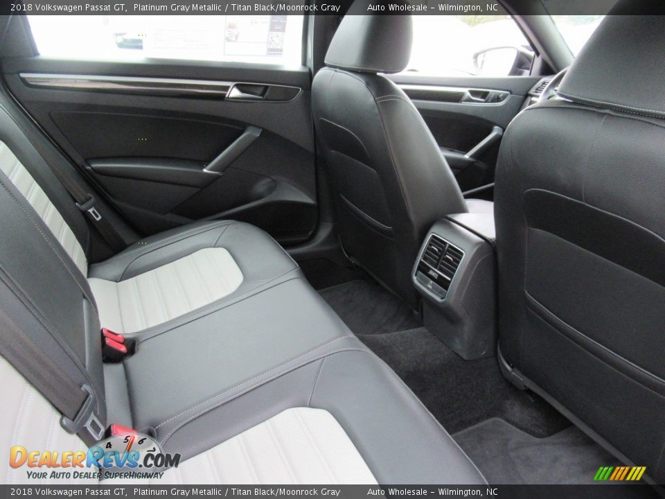 Rear Seat of 2018 Volkswagen Passat GT Photo #13