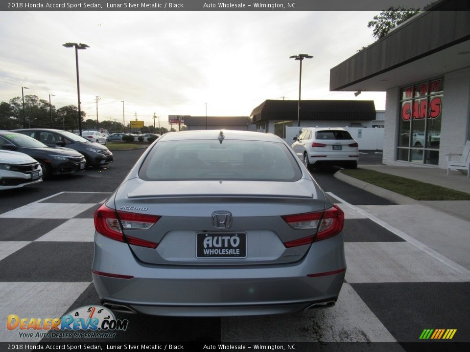 2018 Honda Accord Sport Sedan Lunar Silver Metallic / Black Photo #4