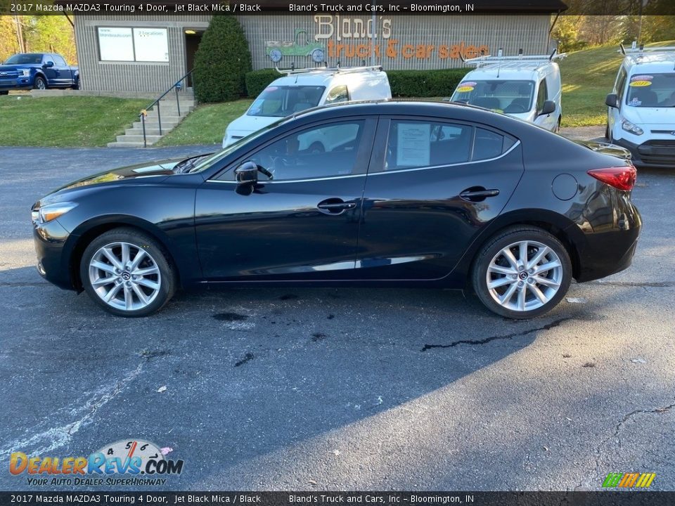 2017 Mazda MAZDA3 Touring 4 Door Jet Black Mica / Black Photo #9