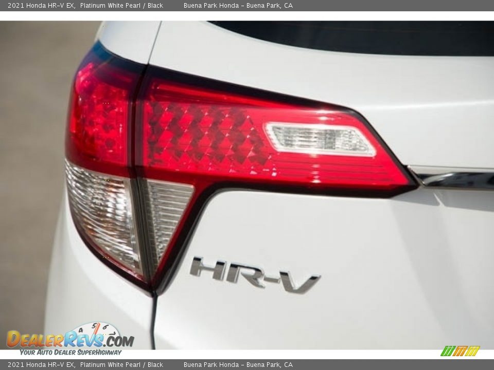 2021 Honda HR-V EX Platinum White Pearl / Black Photo #6