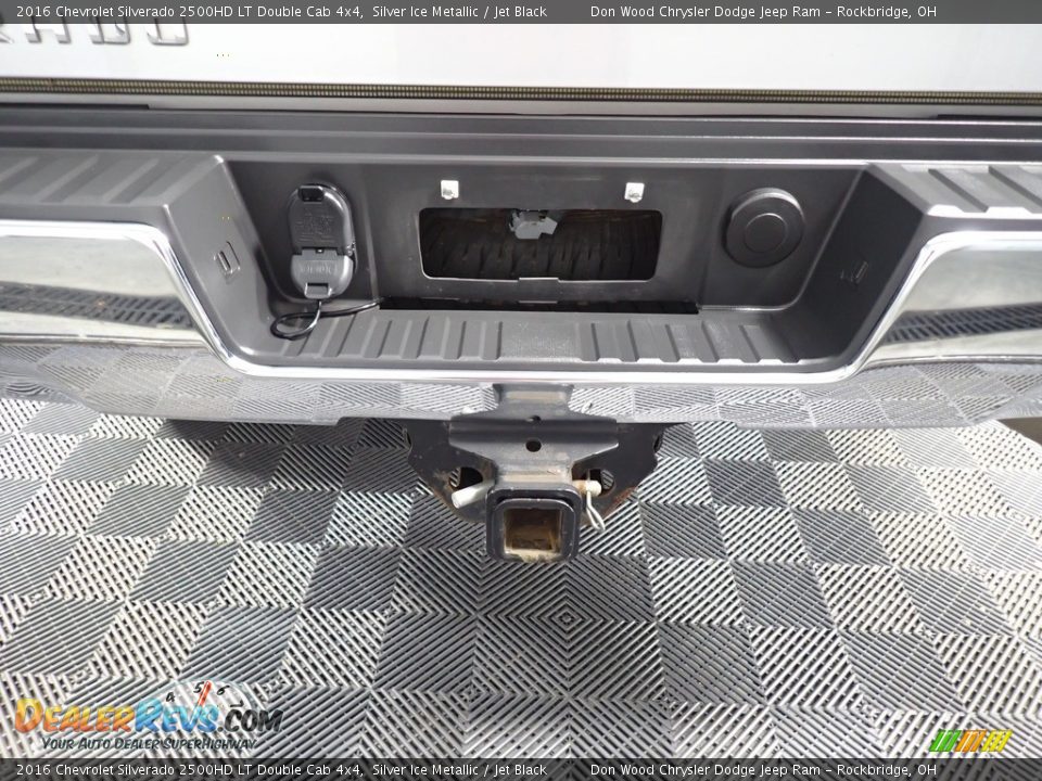 2016 Chevrolet Silverado 2500HD LT Double Cab 4x4 Silver Ice Metallic / Jet Black Photo #13