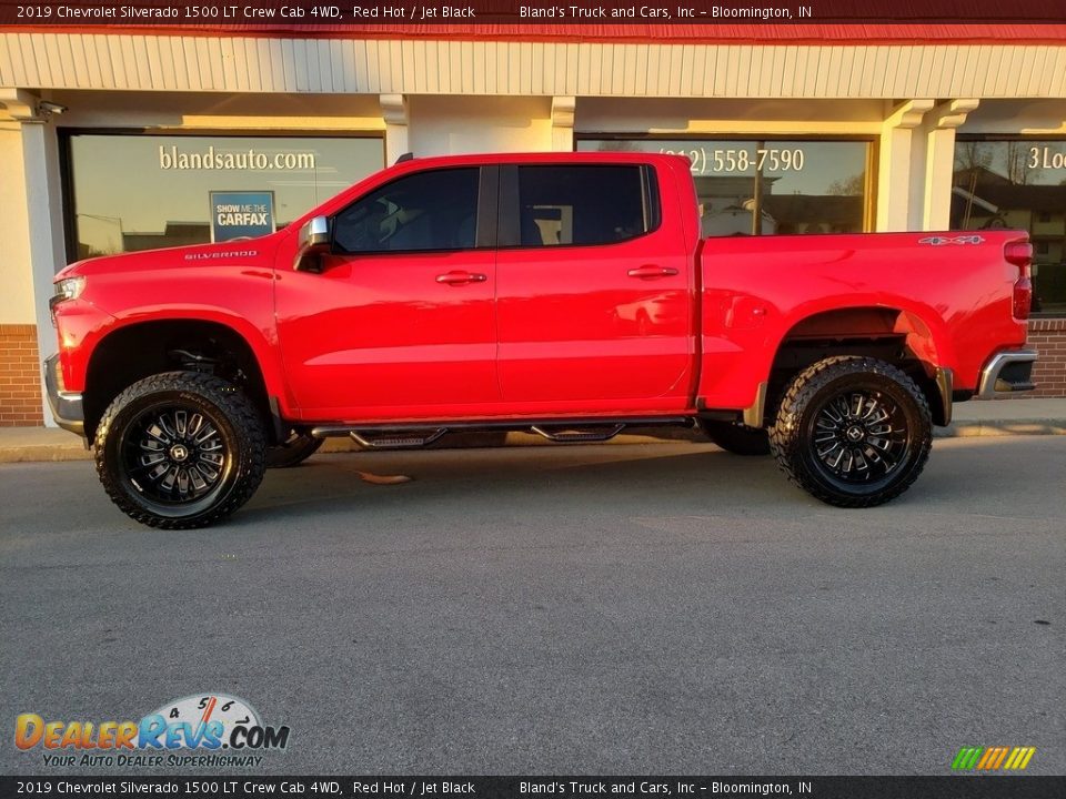 2019 Chevrolet Silverado 1500 LT Crew Cab 4WD Red Hot / Jet Black Photo #1