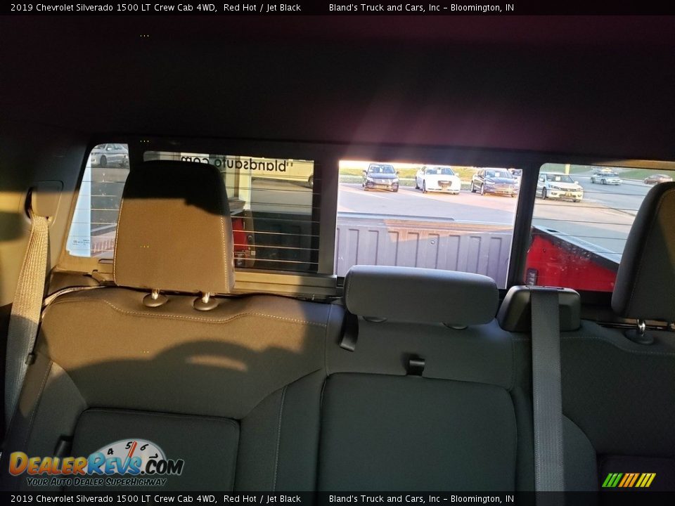 2019 Chevrolet Silverado 1500 LT Crew Cab 4WD Red Hot / Jet Black Photo #30