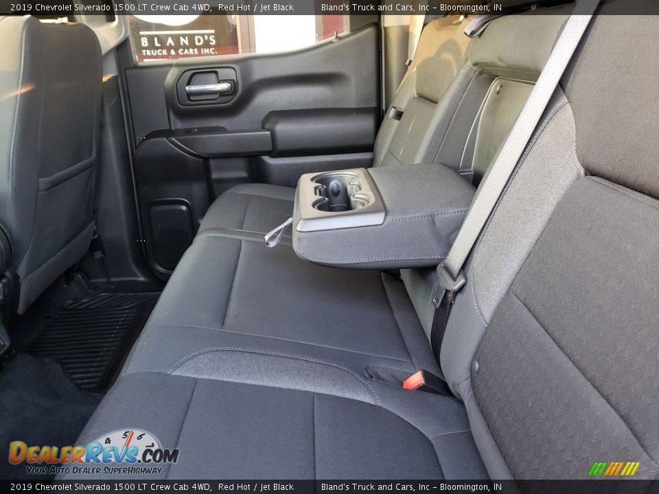 2019 Chevrolet Silverado 1500 LT Crew Cab 4WD Red Hot / Jet Black Photo #33