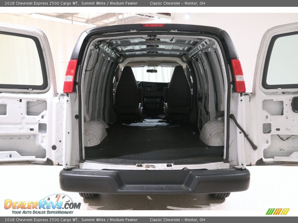 2018 Chevrolet Express 2500 Cargo WT Summit White / Medium Pewter Photo #17