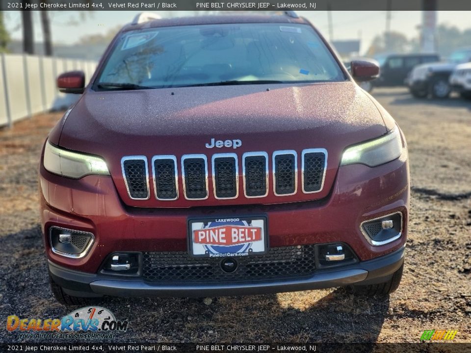 2021 Jeep Cherokee Limited 4x4 Velvet Red Pearl / Black Photo #3