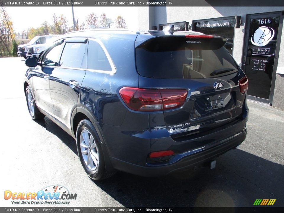 2019 Kia Sorento LX Blaze Blue / Satin Black Photo #3