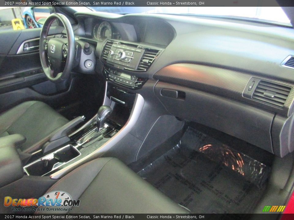 2017 Honda Accord Sport Special Edition Sedan San Marino Red / Black Photo #17