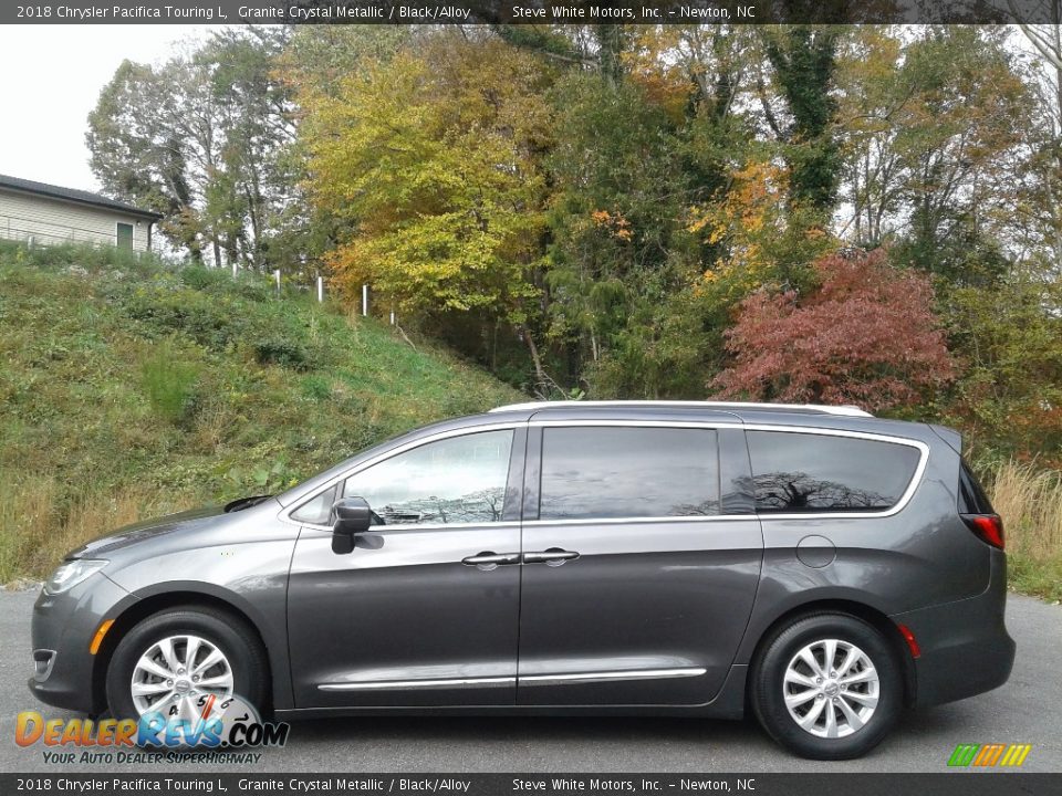 2018 Chrysler Pacifica Touring L Granite Crystal Metallic / Black/Alloy Photo #1