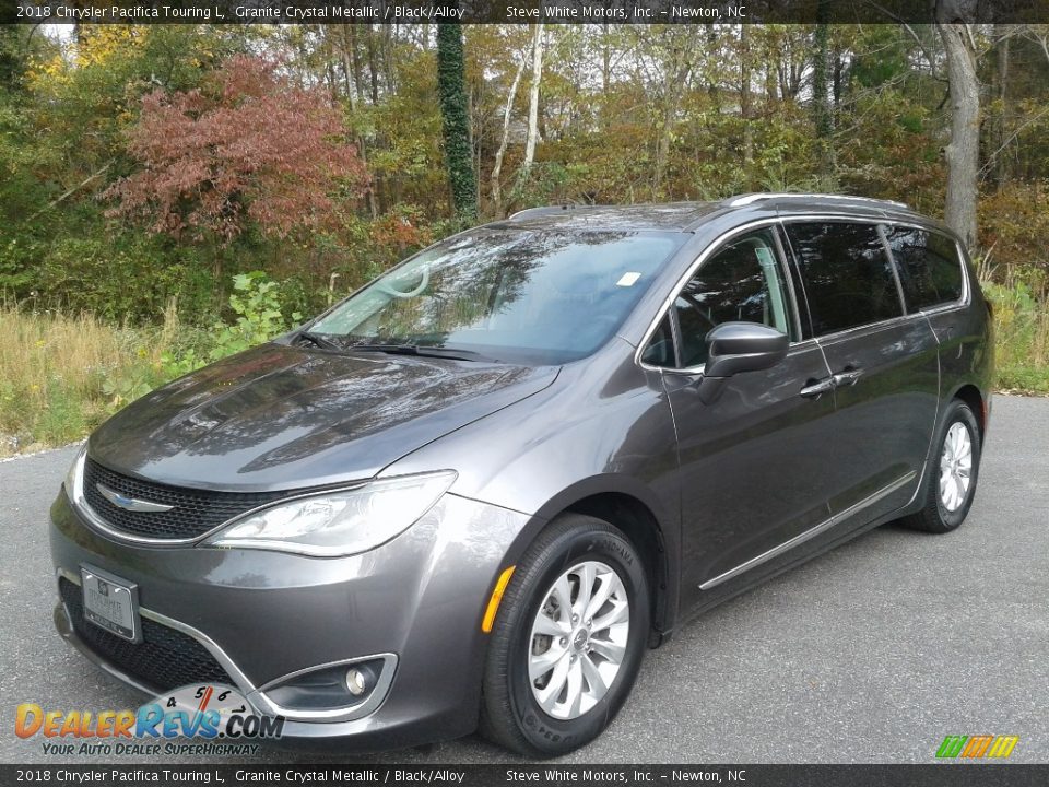 2018 Chrysler Pacifica Touring L Granite Crystal Metallic / Black/Alloy Photo #2