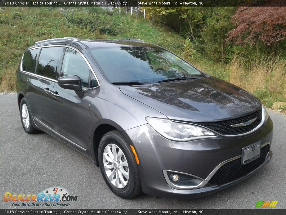 2018 Chrysler Pacifica Touring L Granite Crystal Metallic / Black/Alloy Photo #4