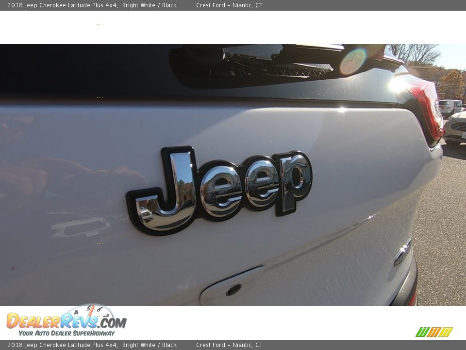 2018 Jeep Cherokee Latitude Plus 4x4 Bright White / Black Photo #19