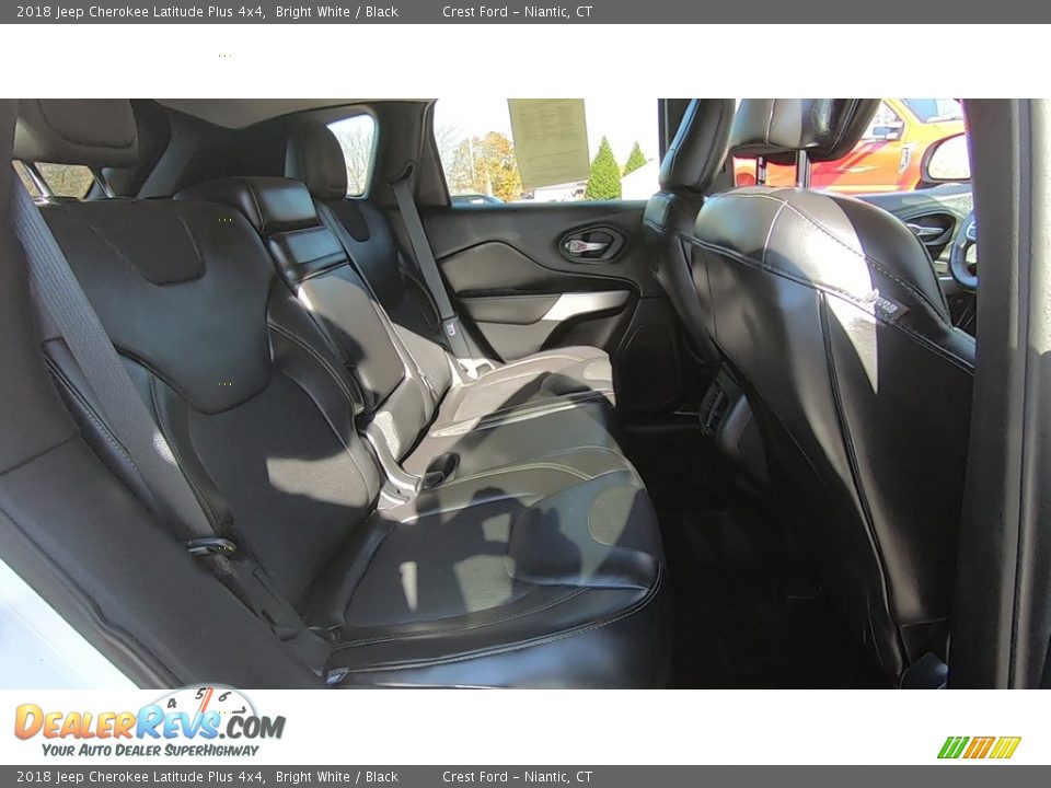 2018 Jeep Cherokee Latitude Plus 4x4 Bright White / Black Photo #23