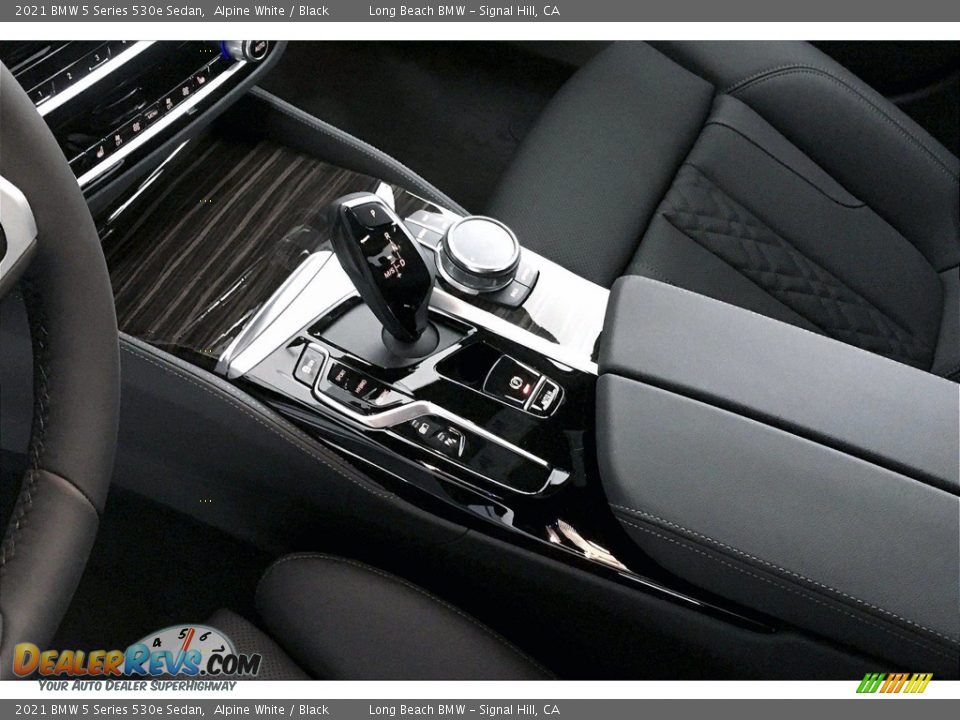 2021 BMW 5 Series 530e Sedan Shifter Photo #8