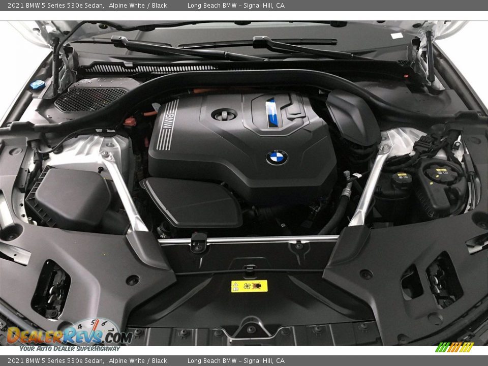 2021 BMW 5 Series 530e Sedan 2.0 Liter e TwinPower Turbocharged DOHC 16-Valve VVT 4 Cylinder Gasoline/Electric Hybrid Engine Photo #10