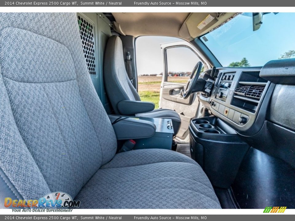 2014 Chevrolet Express 2500 Cargo WT Summit White / Neutral Photo #28