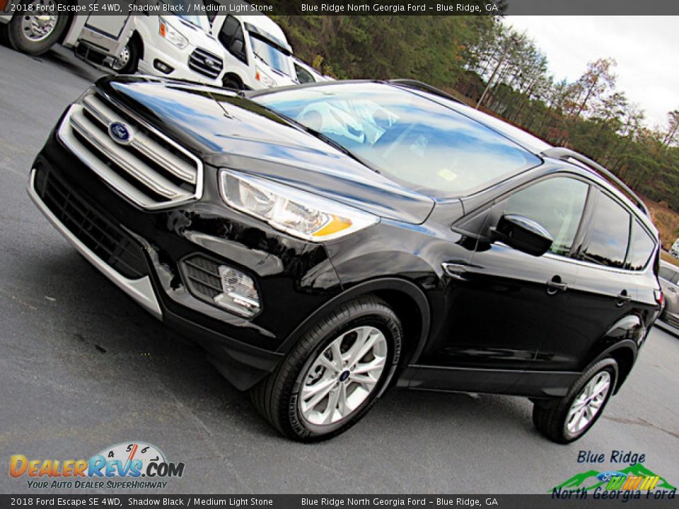 2018 Ford Escape SE 4WD Shadow Black / Medium Light Stone Photo #26