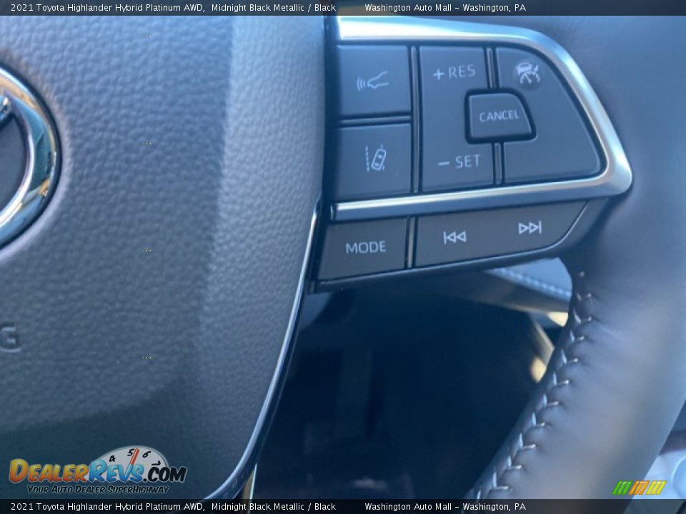 2021 Toyota Highlander Hybrid Platinum AWD Steering Wheel Photo #8