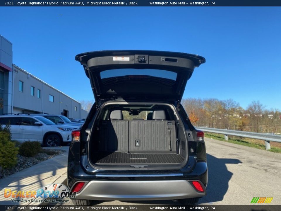 2021 Toyota Highlander Hybrid Platinum AWD Midnight Black Metallic / Black Photo #27