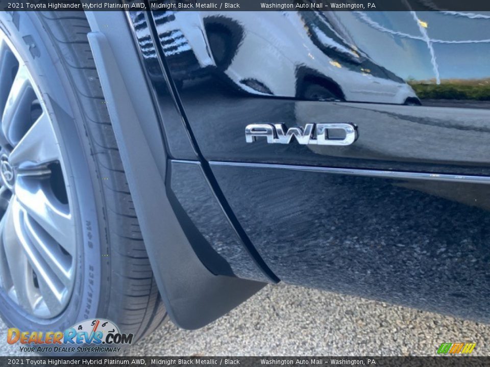 2021 Toyota Highlander Hybrid Platinum AWD Midnight Black Metallic / Black Photo #33