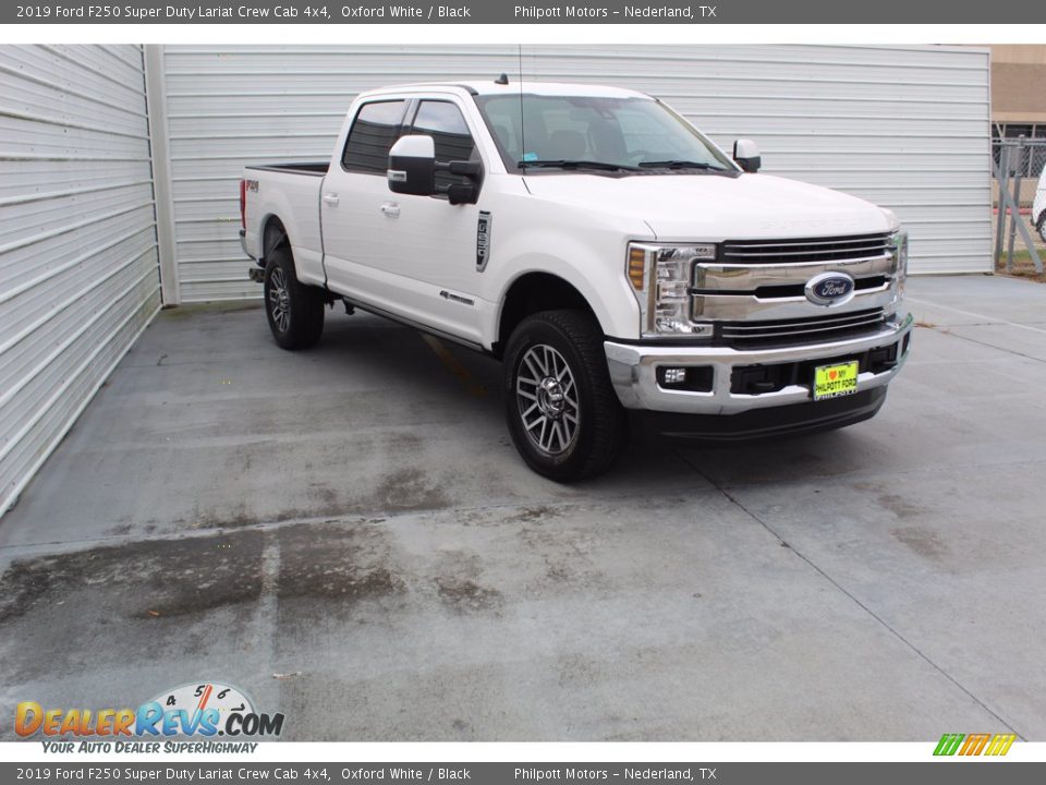 2019 Ford F250 Super Duty Lariat Crew Cab 4x4 Oxford White / Black Photo #2