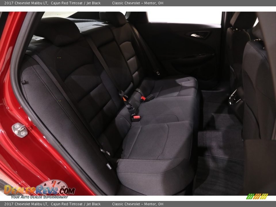 2017 Chevrolet Malibu LT Cajun Red Tintcoat / Jet Black Photo #18