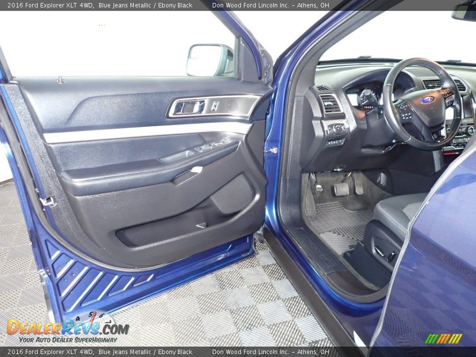 2016 Ford Explorer XLT 4WD Blue Jeans Metallic / Ebony Black Photo #18