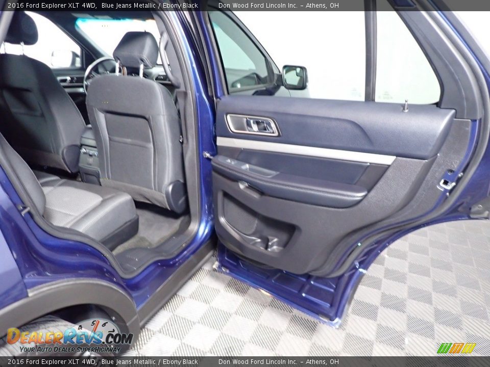 2016 Ford Explorer XLT 4WD Blue Jeans Metallic / Ebony Black Photo #24