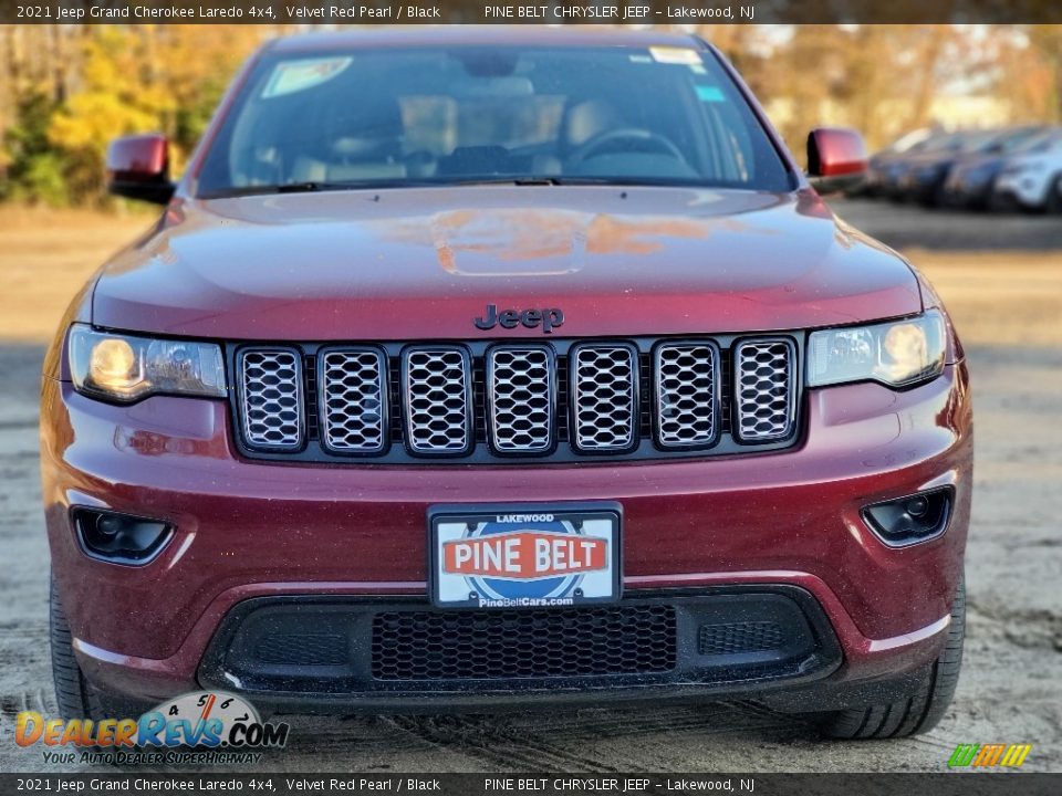 2021 Jeep Grand Cherokee Laredo 4x4 Velvet Red Pearl / Black Photo #3