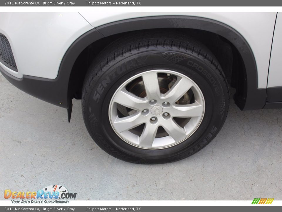 2011 Kia Sorento LX Bright Silver / Gray Photo #5