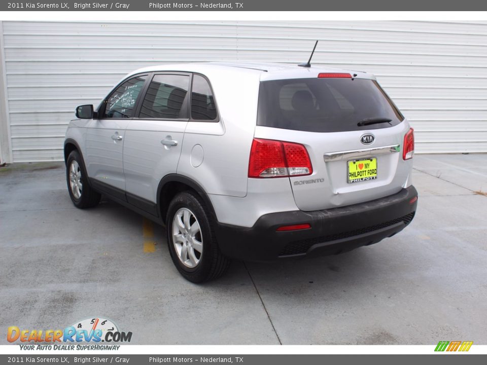 2011 Kia Sorento LX Bright Silver / Gray Photo #8