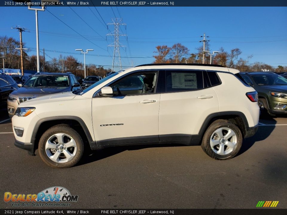 2021 Jeep Compass Latitude 4x4 White / Black Photo #4