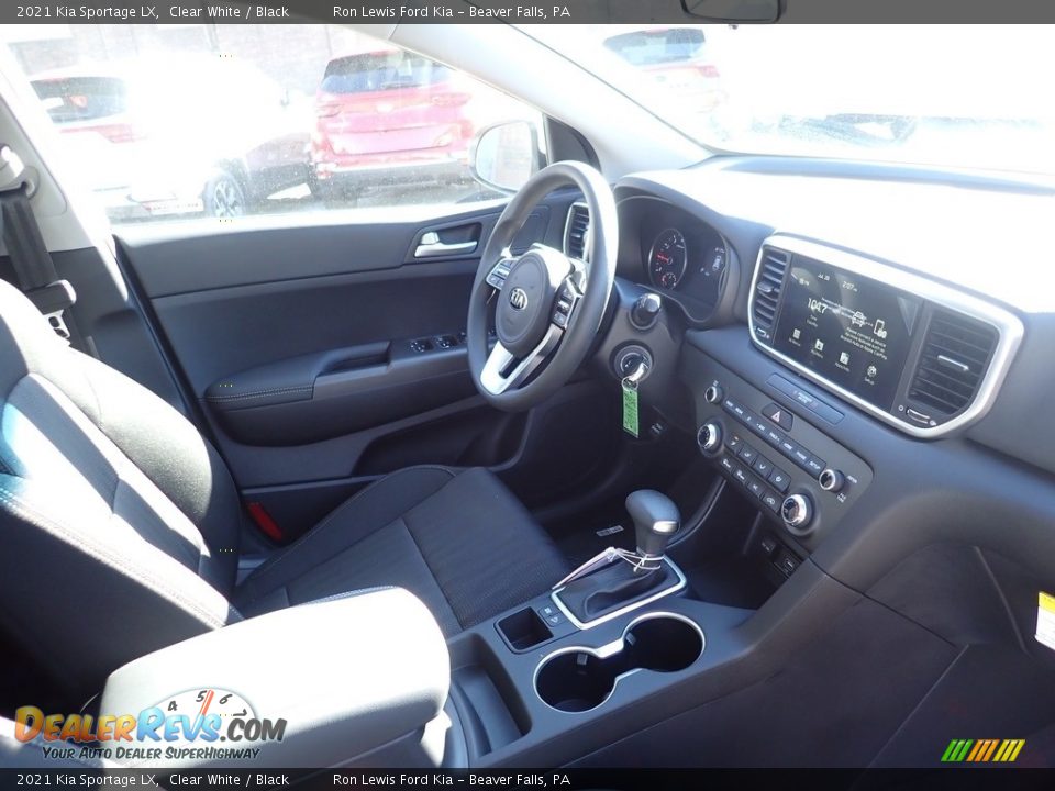 2021 Kia Sportage LX Clear White / Black Photo #12