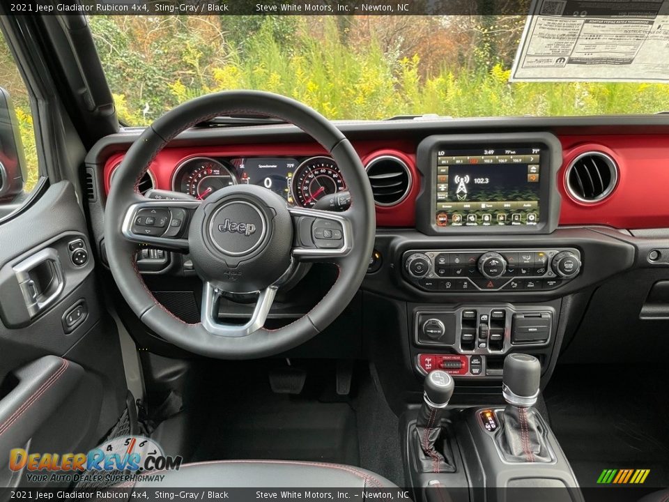 Dashboard of 2021 Jeep Gladiator Rubicon 4x4 Photo #17