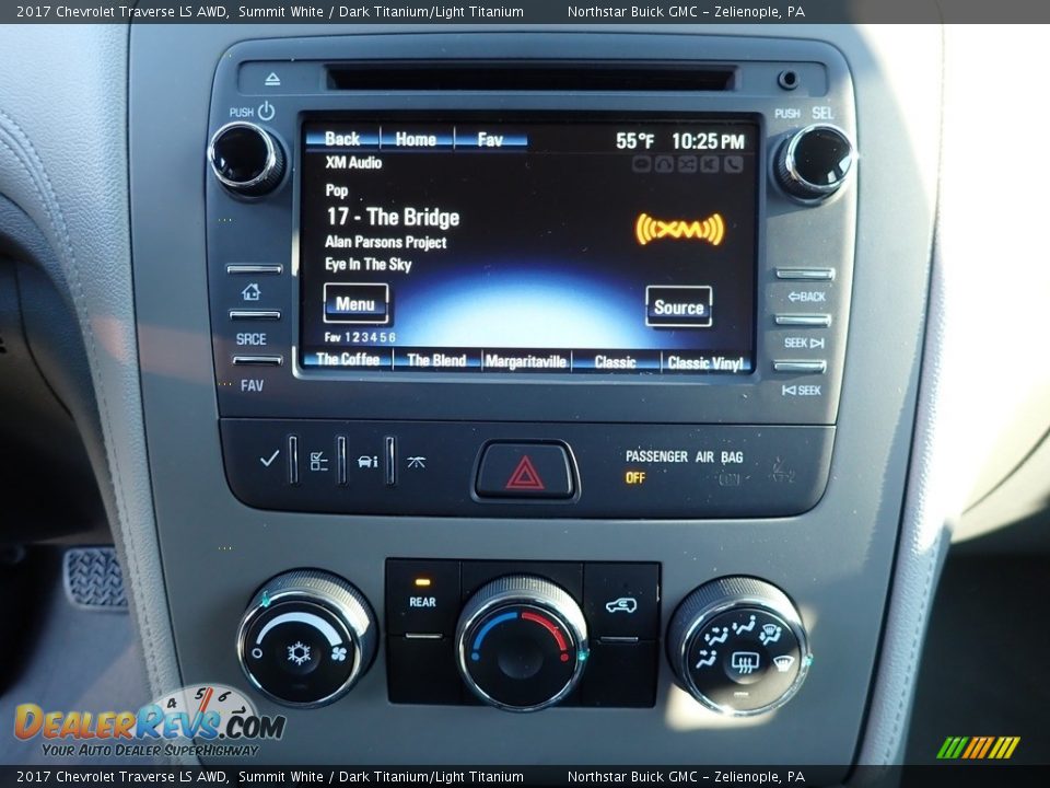 Controls of 2017 Chevrolet Traverse LS AWD Photo #26