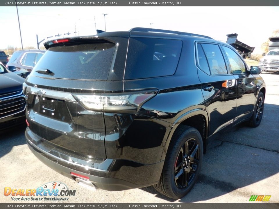 2021 Chevrolet Traverse Premier Mosaic Black Metallic / Jet Black Photo #4