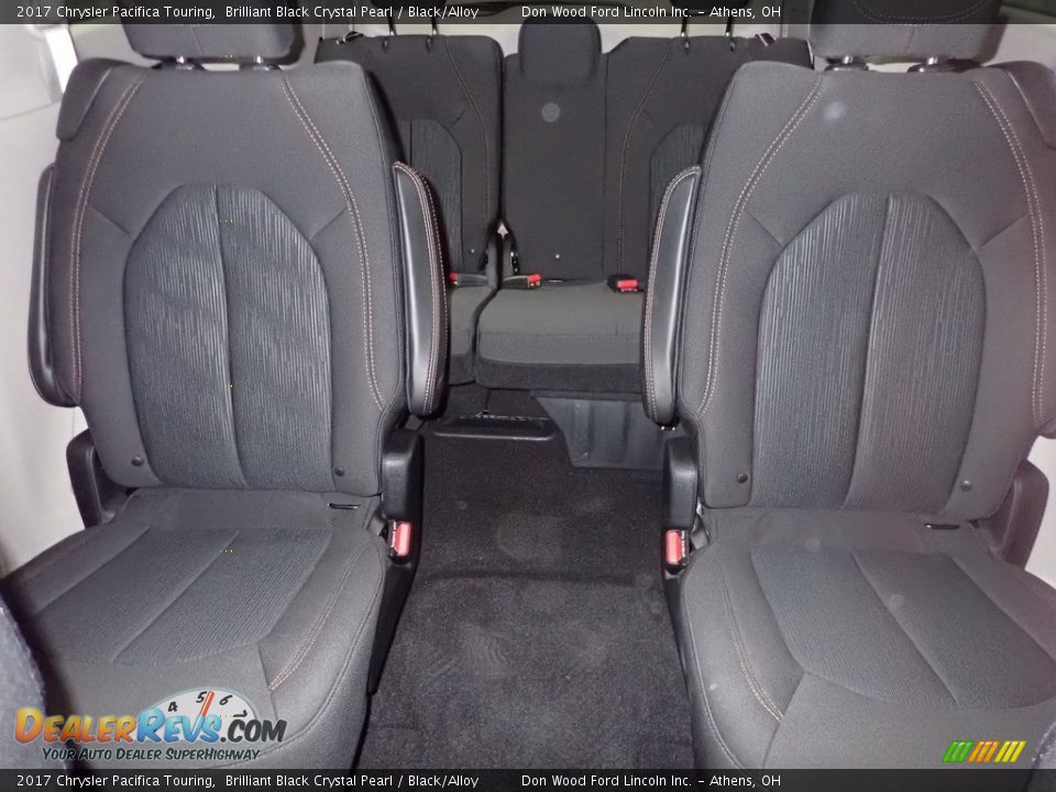 2017 Chrysler Pacifica Touring Brilliant Black Crystal Pearl / Black/Alloy Photo #21