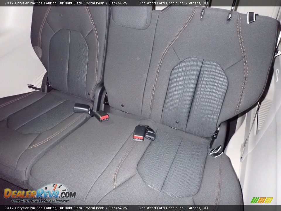 2017 Chrysler Pacifica Touring Brilliant Black Crystal Pearl / Black/Alloy Photo #23