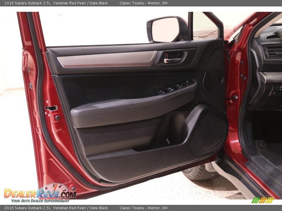 Door Panel of 2016 Subaru Outback 2.5i Photo #4