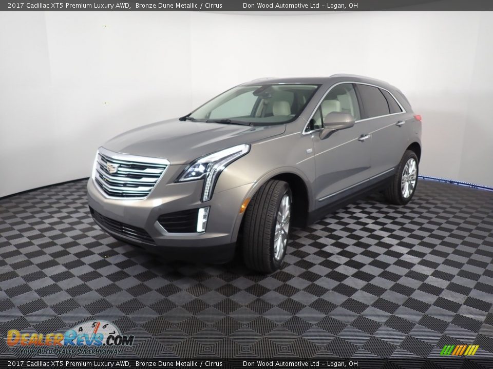 2017 Cadillac XT5 Premium Luxury AWD Bronze Dune Metallic / Cirrus Photo #12