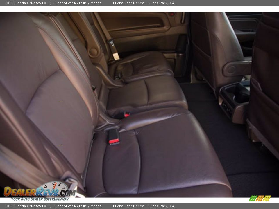 2018 Honda Odyssey EX-L Lunar Silver Metallic / Mocha Photo #26