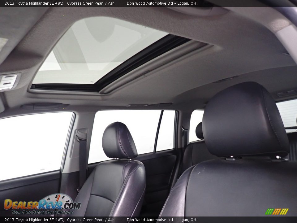 2013 Toyota Highlander SE 4WD Cypress Green Pearl / Ash Photo #2