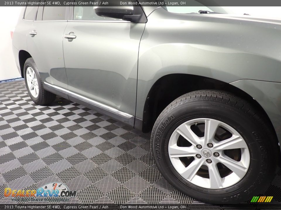 2013 Toyota Highlander SE 4WD Cypress Green Pearl / Ash Photo #5